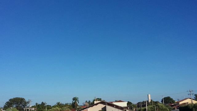 Sábado será de céu claro em Três Lagoas. (Foto: Viviane Pinheiro/Perfil News)