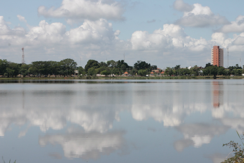 O espaço e a proximidade com a natureza faz da Lagoa Maior um dos pontos mais procurados em finais de semana e feriados (Foto: Léo Lima)