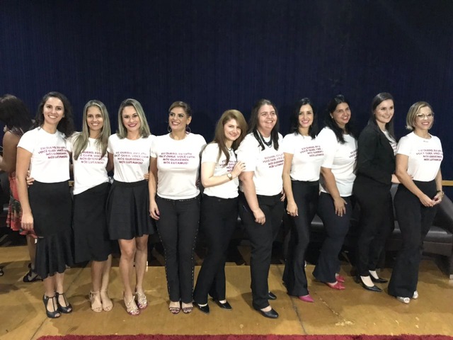 Advogadas uniformizadas marcaram presença no evento. (Foto: Divulgação)