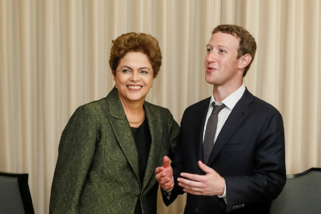 Presidenta Dilma Rousseff durante encontro com Presidente do Facebook Mark Zuckerberg. (Foto: Divulgação)