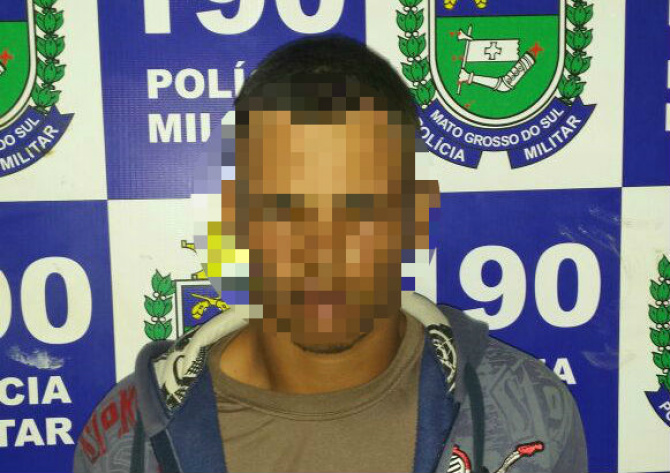 Policiais do 2º BPM cumpre mandado de prisão No dia 28 de abril de 2016, por volta das 16h50 uma guarnição da Radiopatrulha realizou o cumprimento de um mandado de prisão de um homem de 30 anos. (Foto: Assessoria)