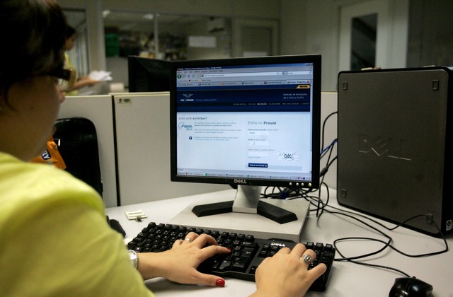 O ProUni oferece bolsas de estudo integrais e parciais (Foto/Divulgação)