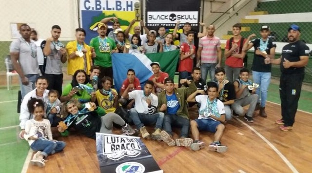 Atletas de Três Lagoas conquistam 69 medalhas no Brasileiro de Luta de Braço em SP A equipe faturou 75 medalhas, sendo 35 de ouro, 24 de prata e 16 de bronze (Foto/Assessoria)