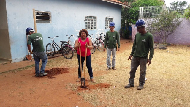 Secretária de Educação de Três Lagoas visita andamento de obras dos CEIs pelo PROREME O CEI Nossa Senhora Aparecida com 50% das reforma e ampliação da cozinha concluídos, entre eles revestimento dos banheiros, contra piso e parte do telhado, partindo agora para a conclusão da parte elétrica (Foto:Assessoria)