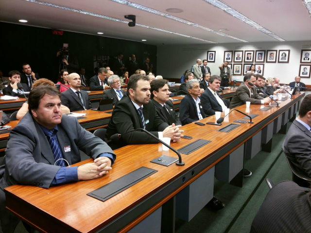 Reunião em Brasília de hoje (14), onde participaram Alan Gustavo e Juvenal Neto. (Foto: Divulgação)