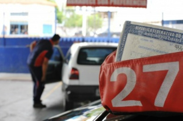 Juiz extingue ação e mantém taxa de inspeção veicular do Detran Inspeção passou a ser exigida para veículos com mais de cinco anos (Foto: CG News)