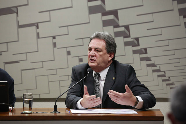 Moka cobra anúncio dos investimentos do governo federal para 2015 “Já estamos em abril e seria importante ver os ministros da área econômica falar sobre os projetos para o país