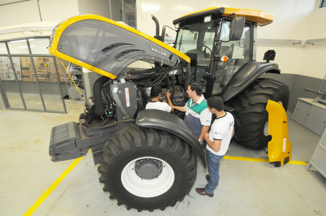 Curso de mecânico de máquinas agrícolas. (foto: Divulgação)