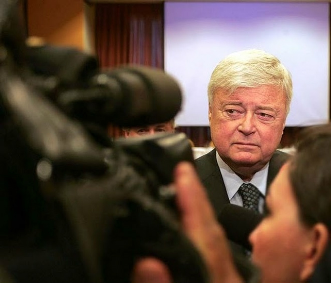 O presidente da CBF Ricardo Teixeira cumpre promessa de retaliar a Globo e mudou os horários das partidas (Foto: Divulgação) 