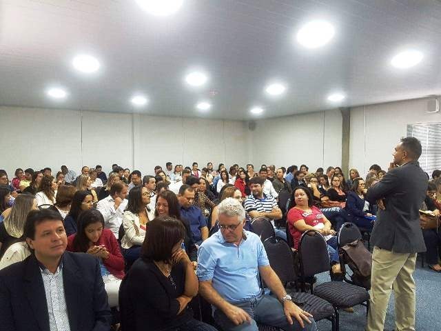 Representando a SMS de Três Lagoas, participaram do Seminário (Foto/Assessoria)