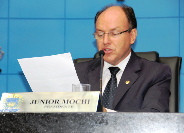 Mochi encaminha indicações para beneficiar municípios do interior O deputado estadual Junior Mochi, comentou que as indicações beneficiarão muitas pessoas nas cidades. (Foto: Divulgação)