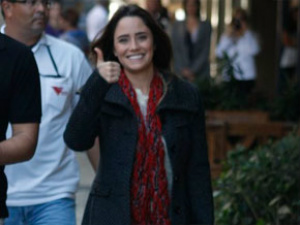 Jornal: Fernanda Vasconcellos fez aulas de tênis para interpretar personagem Fernanda Vasconcellos na gravação de 'A Vida da Gente' (arquivo)