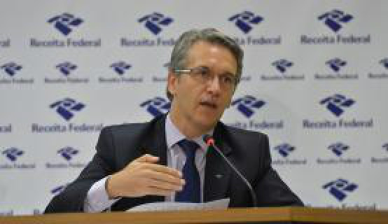 Receita intima 80 mil contribuintes suspeitos de fraudar declarações do IR Jung anuncia esforço estratégico no combate à fraude no imposto de renda. (Foto: Agência Brasil)