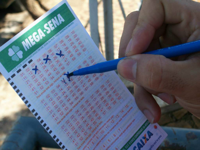 Mega-Sena sorteia prêmio de R$ 3 milhões nesta quarta-feira Mega-Sena sorteia prêmio de R$ 3 milhões. (Foto: Divulgação)