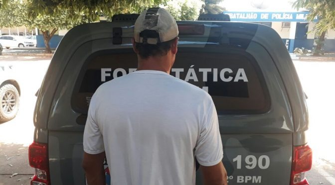 A Força Tática prendeu um homem de 37 anos que estava foragido da justiça (Foto:Assessoria)