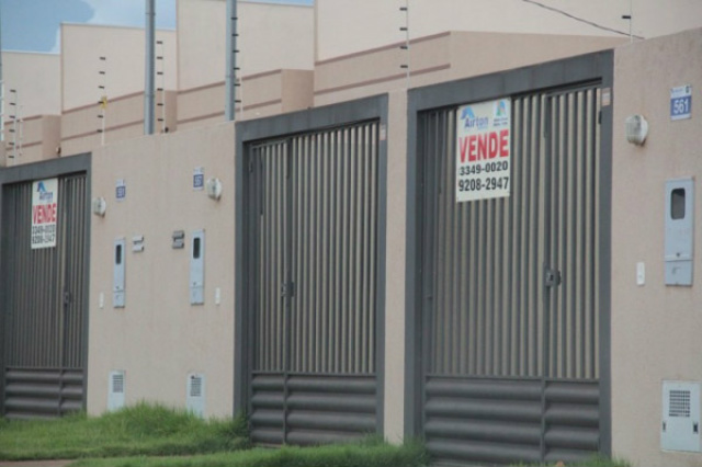Preços dos imóveis caem 0,10% no primeiro trimestre de 2016 Descontada a inflação esperada para o período, de 2,72%, os preços devem ter queda real no trimestre (Foto: Reprodução)
