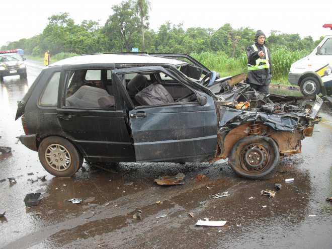 Acidentes em rodovias da região foi responsável pelo aumento das estística do Corpo de Bombeiros (Foto: Divulgação)