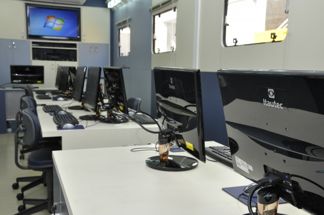 Unidade móvel do Senac leva cursos gratuitos a moradores de Bataguassu O curso Operador de Computador terá início dia 06 de maio, no período noturno, das 18h45 às 22h. (Foto: Divulgação)