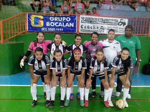 A equipe de futsal feminino adulto participou da fase classificatória da Copa Interior do Estado, em Chapadão do Sul. (Foto: Assessoria de Imprensa)