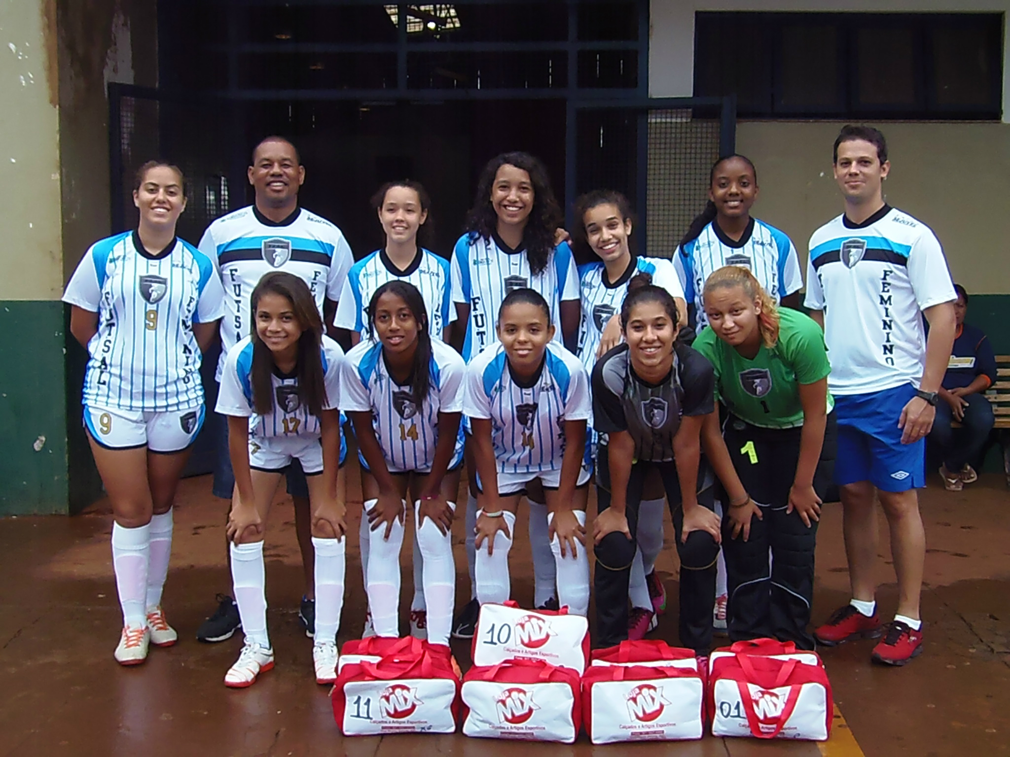 Sejuvel apoia equipes de futsal feminino em competições realizadas no Estado Com os resultados dos jogos a equipe de Três Lagoas se classificou para a fase final da competição que será disputada no dia 02 de maio, em Douradina. (Foto: Assessoria de Imprensa)