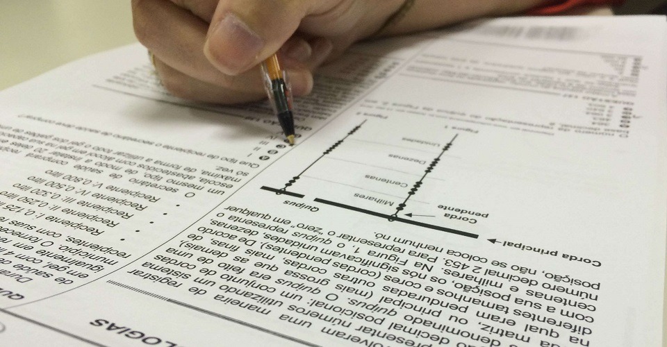 Isenção da taxa de inscrição do Enem pode ser solicitada até domingo (15) Resultado será divulgado em 5 de maio. Quem não conseguir a isenção terá de pagar taxa de R$ 82 para se inscrever. (Foto: Divulgação).