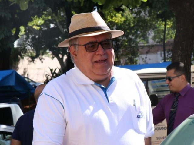 Marun fica: Bolsonaro decide manter ex-deputado no Conselho de Itaipu Carlos Marun durante visita a obras na Capital (Foto: Henrique Kawaminami/Arquivo)