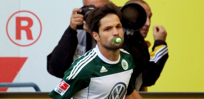 Diego é emprestado por uma temporada ao Atlético de Madri Diego se envolveu em polêmicas no Wolfsburg e não fazia parte dos planos do clube