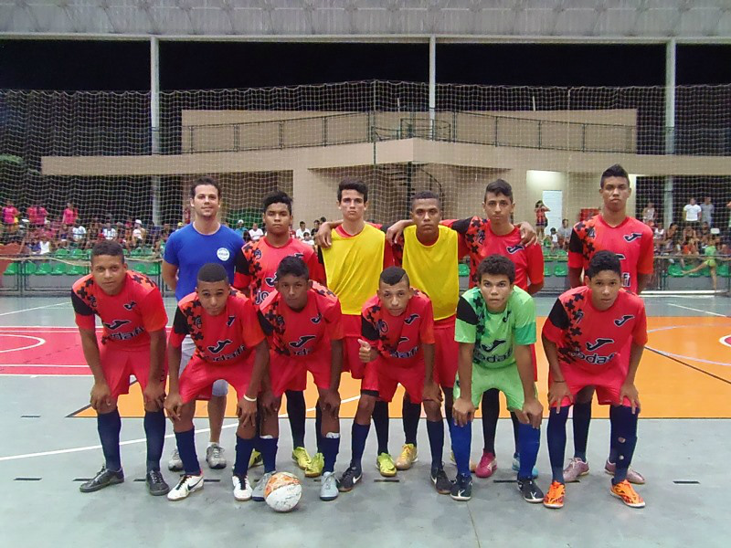 A equipe de futsal masculino da Escola JODAFI, enfrentou a equipe da escola Exitus e venceu de 3 a 1. (Foto: Assessoria)