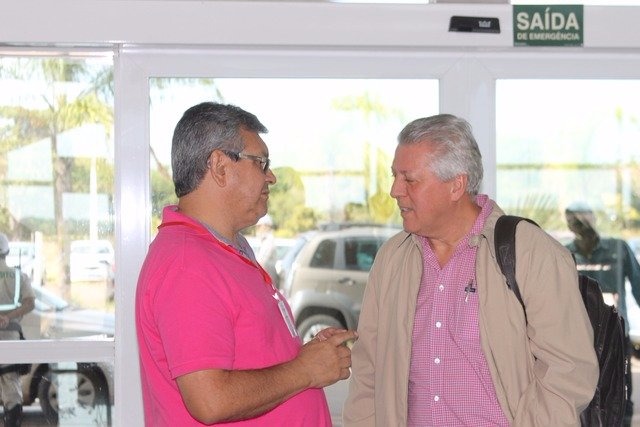 Resultado da negociação entre Eldorado e Arauco pode sair no dia 3 No dia 28 de junho, o **Perfil News**, por meio do diretor Ricardo Ojeda, conversou com o presidente da Eldorado, José Carlos Grubisich. Ele antecipou que a Arauco tem preferência no poder de compra da Eldorado. (Foto: Perfil News).