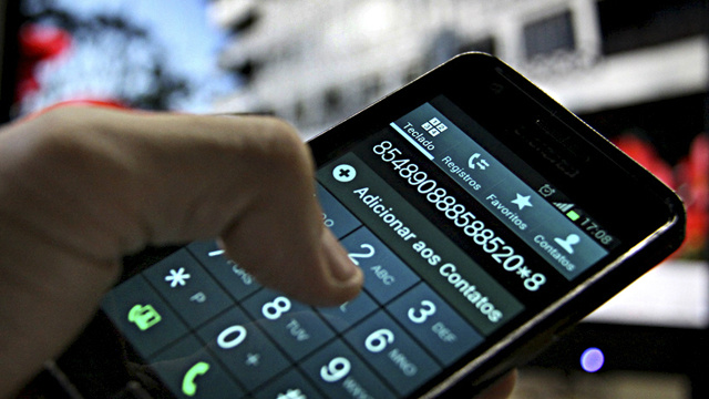 Operadoras devem informar sobre uso de serviços de celular Alguns pontos foram esclarecidos durante a reunião que realizada ontem (23), a respeito dos consumidores. (Foto: Divulgação)