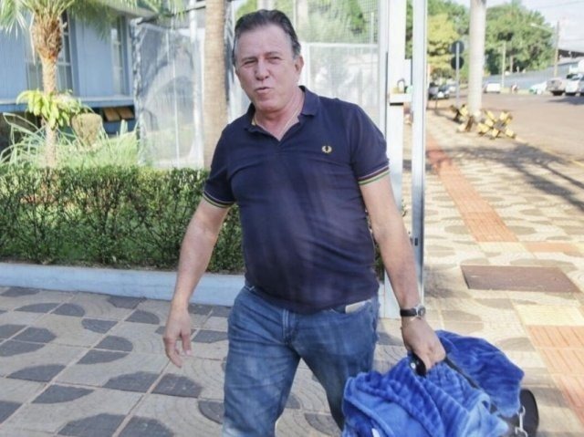 Sem urgência, STF só julga pedido de liberdade de Giroto após recesso Edson Giroto quando se apresentou à PF para ser preso no dia 8 de maio de 2018 (Foto: Fernando Antunes/Arquivo)