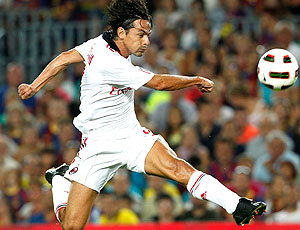 Pippo Inzaghi em ação pelo Milan: centroavante não
jogará a fase de grupos da Champions (Reuters)