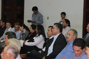... e o secretário Walmir Arantes, entre outros também prestigiaram a solenidade (Foto: Ricardo Ojeda)