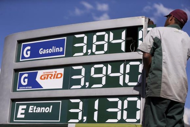 Aumento de impostos sobre combustíveis teve reflexos na estimativa da inflação para este ano, que subiu para 3,4% (Foto/Marcelo Camargo/Agência Brasil)