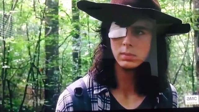 The Walking Dead 8ª Temporada | Carl encontra novo sobrevivente Foto Reprodução AMC