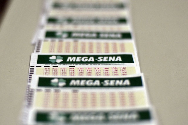 Mega-Sena acumula e próximo prêmio deve ser de R$ 8 milhões Marcello Casal Jr./Agência Brasil