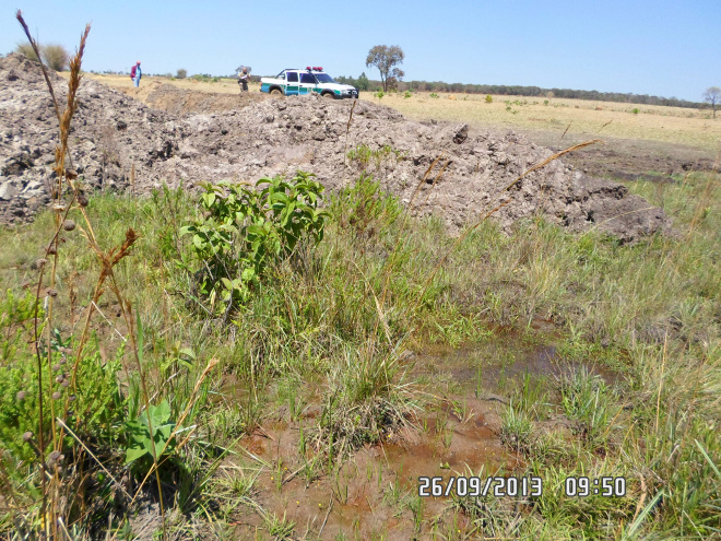 As atividades foram interditadas e a máquina foi apreendida. Pela infração administrativa, o proprietário rural, que reside no lote 114 do assentamento recebeu multa de R$ 5.000,00 (Foto: Divulgação/ PMA)