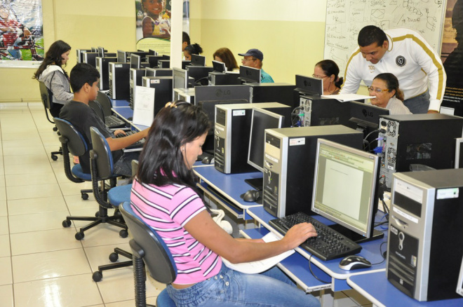 Com duração de quatro meses, o curso já formou 120 alunos que frequentaram o projeto durante o primeiro semestre de 2013 (Foto: Divulgação/ Assecom)