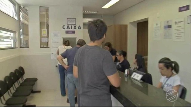 Governador de MS veta projeto do pagamento de serviços de cartórios com cartões de crédito Atualmente cartórios de MS aceitam o pagamento apenas à vista em dinheiro ou no cartão de débito — Foto: Reprodução/TV Morena