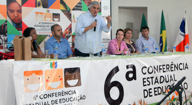 Delcídio é contra a PEC da terceirização Delcídio se posicionou também contra a intenção de alguns governadores, que defendem a revisão dos critérios de reajuste do piso salarial dos professores (Foto: Divulgação/ Assecom)