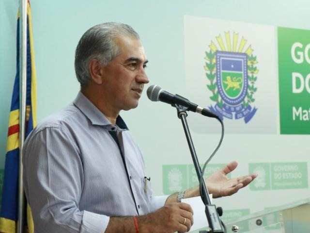 Reinaldo diz que PDV é atrativo para quem não se adaptar à jornada de 8h Segundo governador, pesquisa mostra que 93% da população aprova jornada de 8 horas na administração estadual. (Foto: Henrique Kawaminami)