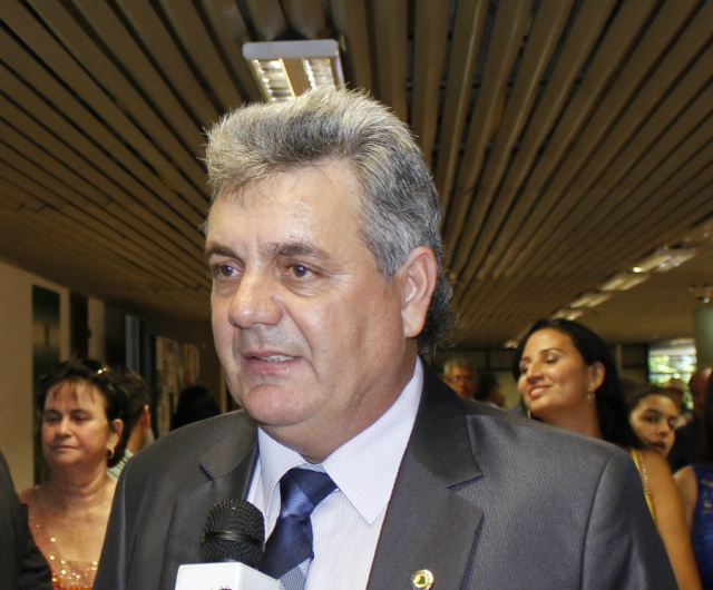 Guerreiro pede ao governo a pavimentação e sinalização da via de acesso ao IFMS Segundo a pavimentação auxiliará os alunos que transitam pelo local diariamente. (Foto: Divulgação)
