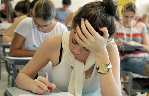 Estudantes têm até hoje para aderir ao Fies Termina hoje (30) o prazo para adesão de contratos do Fundo de Financiamento Estudantil (Fies). (Foto: Divulgação)