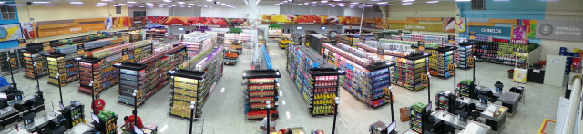 Supermercado Thomé inaugura hoje mais uma loja em Três Lagoas E, foto panorâmica, dá para ter uma noção do espaço da nova unidade do Supermercado Thomé (Foto: Ricardo Ojeda)