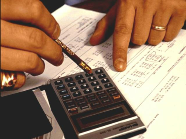 Inadimplência das empresas fecha o trimestre com alta de 12,1%, revela Serasa Inadimplência das empresas fecha o trimestre com alta de 12,1%, revela Serasa