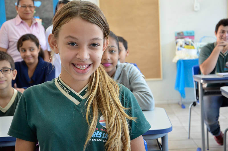 Comunidade escolar comemora abertura de licitação para reforma da escola Flausina de Assunção A expectativa para voltar à escola, no bairro Santa Rita, é grande por parte da comunidade escolar. (Foto: Assessoria)