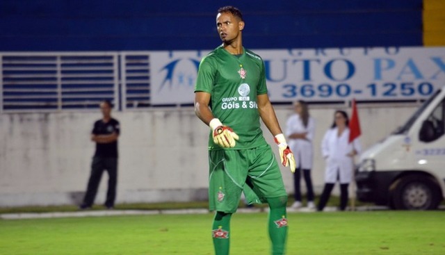 Goleiro Bruno durante jogo do Boa Esporte (Foto: Régis Melo)