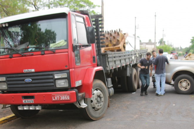 Caminhão Ford Cargo tinha placa de São Bernardo dos Campos e praticamente não despertava suspeitas (Foto: Ricardo Ojeda) 