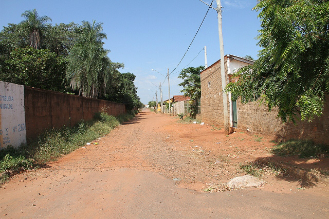 Pavimentação asfáltica no bairro Osmar Ferreira Dutra. (Foto: Assessoria)