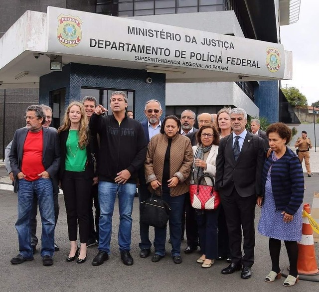 SOLENIDADE CONCORRIDA SOLENIDADE CONCORRIDA